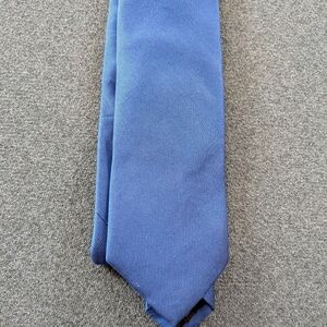Blue Silk Men DKNY Tie 2.5 Inch Width